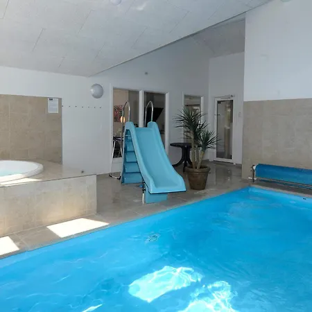 Luxury Pool Retreat In Nordborg